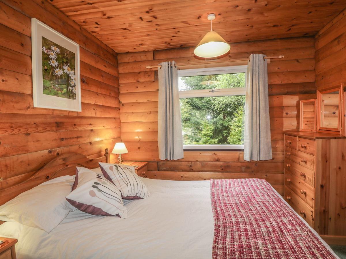 Otter Lodge, *